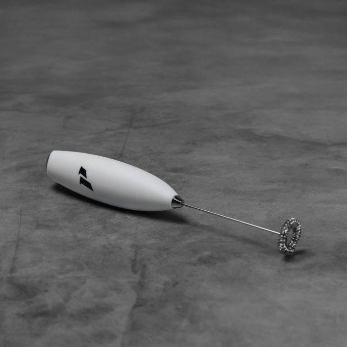 1P Crest Frother - White
