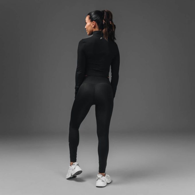Training Cropped 1/4 Zip